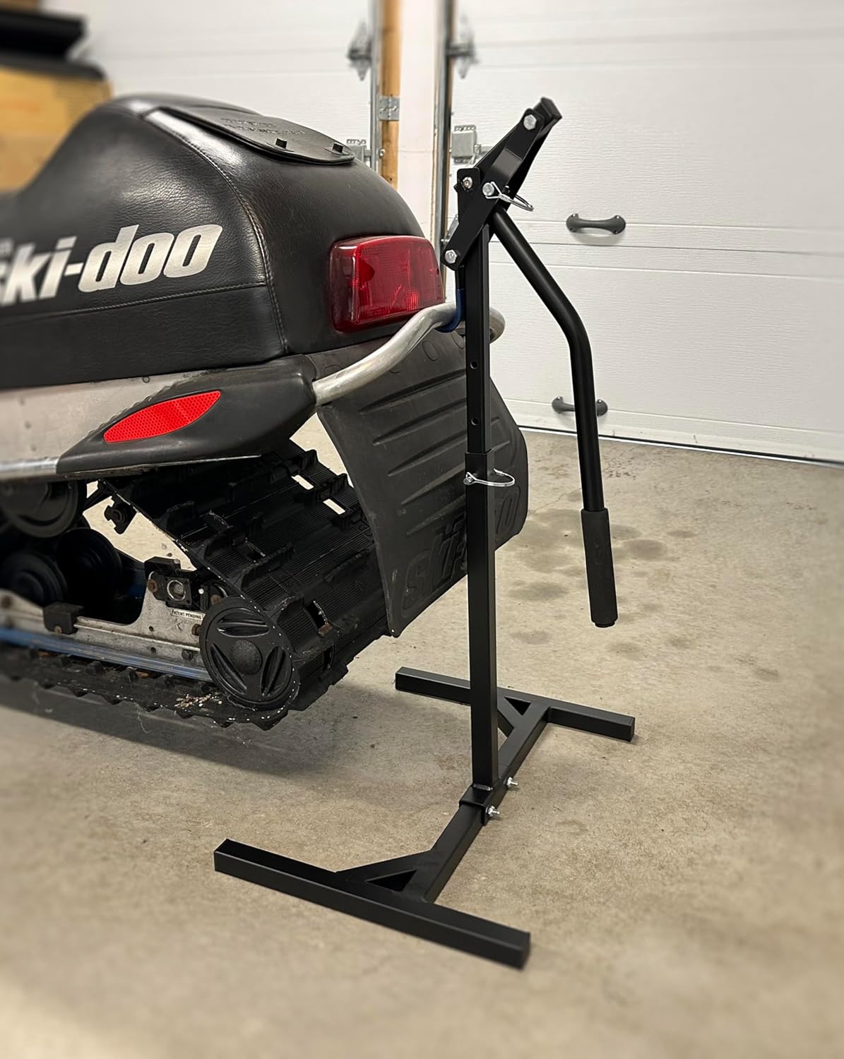 Snowmobile Lift Stand - 600 lbs Capacity