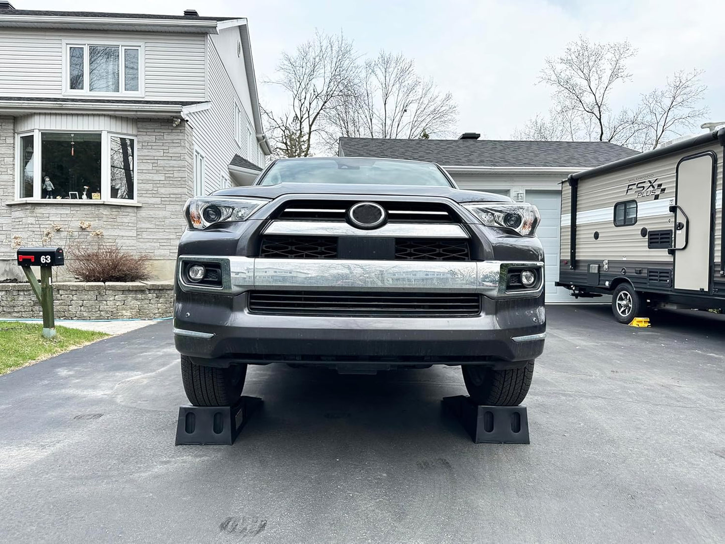 Car Ramps – 6.25" Lift, 6,500 lbs Capacity per Ramp (Pair)