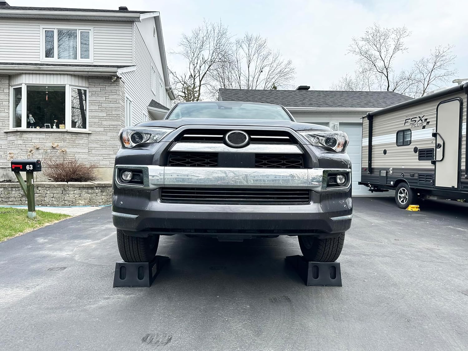 Car Ramps – 6.25" Lift, 6,500 lbs Capacity per Ramp (Pair)