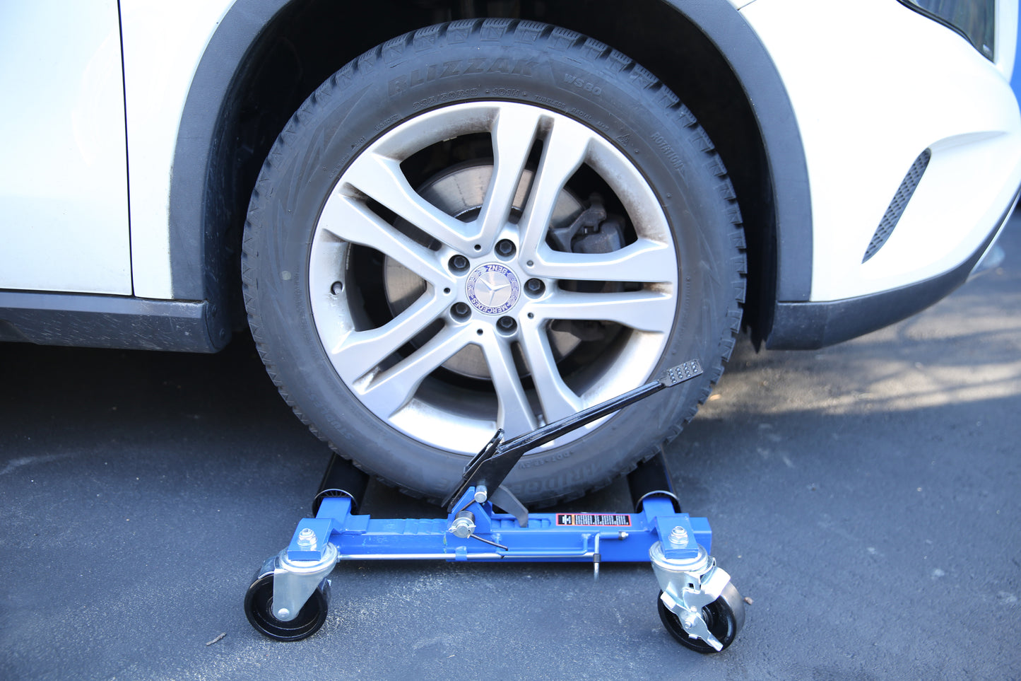 PTT0111 Heavy-Duty 1250 LB 12‚Äù Self-Loading Car Vehicle Tire Wheel Dolly Positioning Jack with Ratcheting Foot Pedal